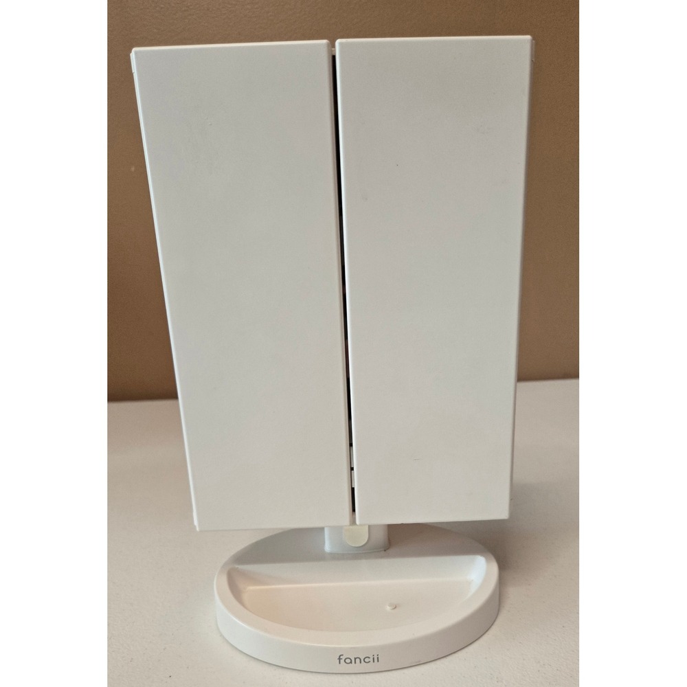 Fancii Tri-Fold LED Lighted‎ Vanity Makeup Mirror 1x 2x 3x USB/Battery